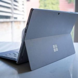 مايكروسوفت SURFACE pro 7 | كور i5 الجيل العاشر | كارت Intel Iris Xe | شاشة 12" QHD