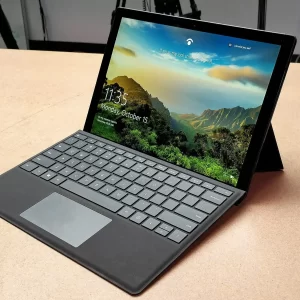 مايكروسوفت SURFACE pro 6 | رام 16GB | كور i5-8350 الجيل الثامن | كارت Intel UHD 620 | شاشة 12.5" QHD لمس
